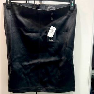 Leather front skirt w stretch cloth back